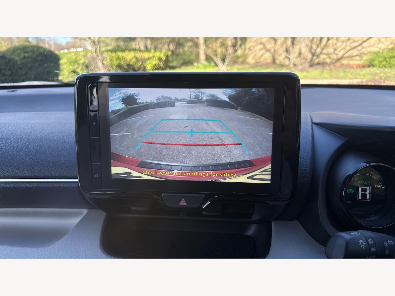 Used Toyota Yaris 2024 for sale - 78047501: Photo 31