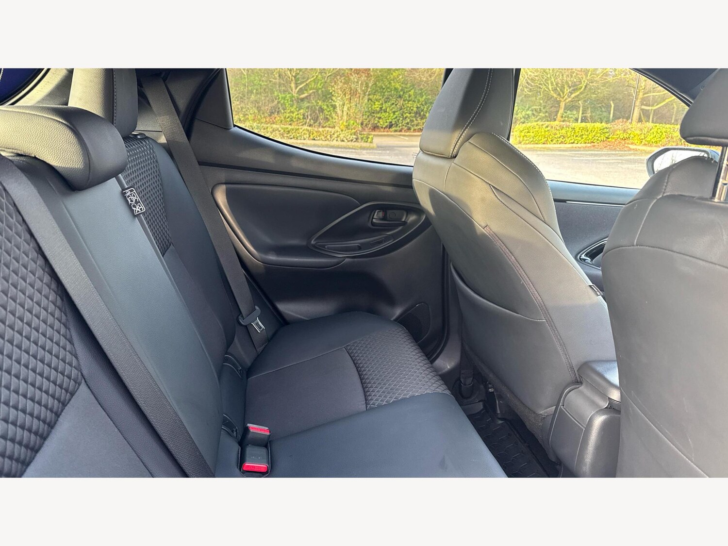 Used Toyota Yaris for sale - 77484164: Photo 14