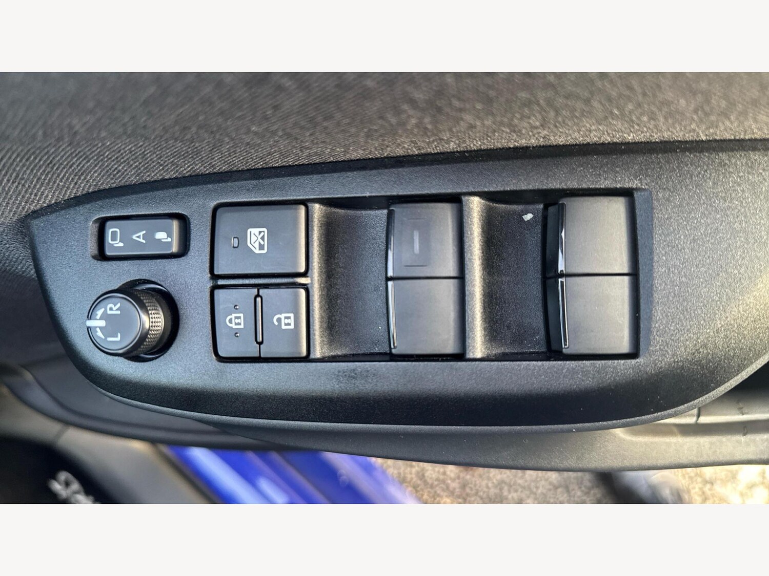 Used Toyota Yaris for sale - 77484164: Photo 22