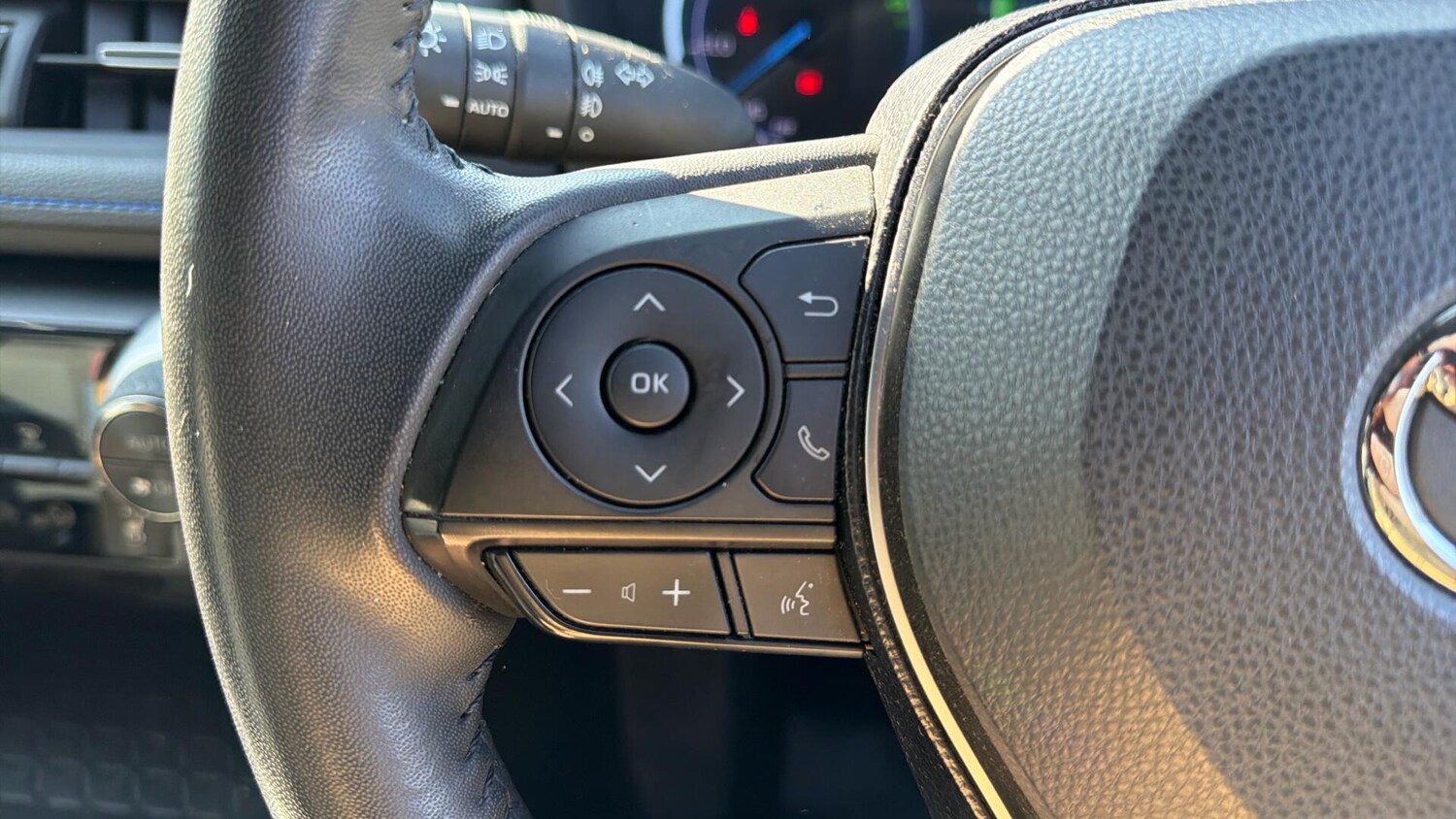 Used Toyota RAV4 2021 for sale - 78019774: Photo 38