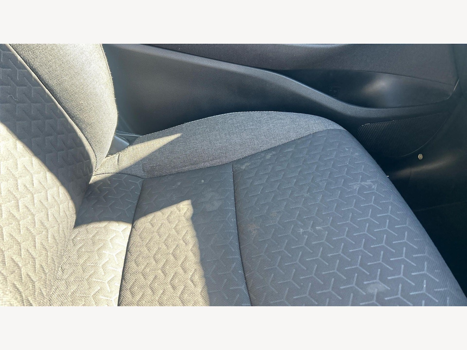 Used Toyota Yaris Cross 2023 for sale - 78184468: Photo 19