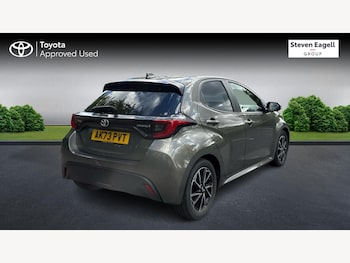 Used Toyota Yaris 2023 for sale - 78705557: Photo