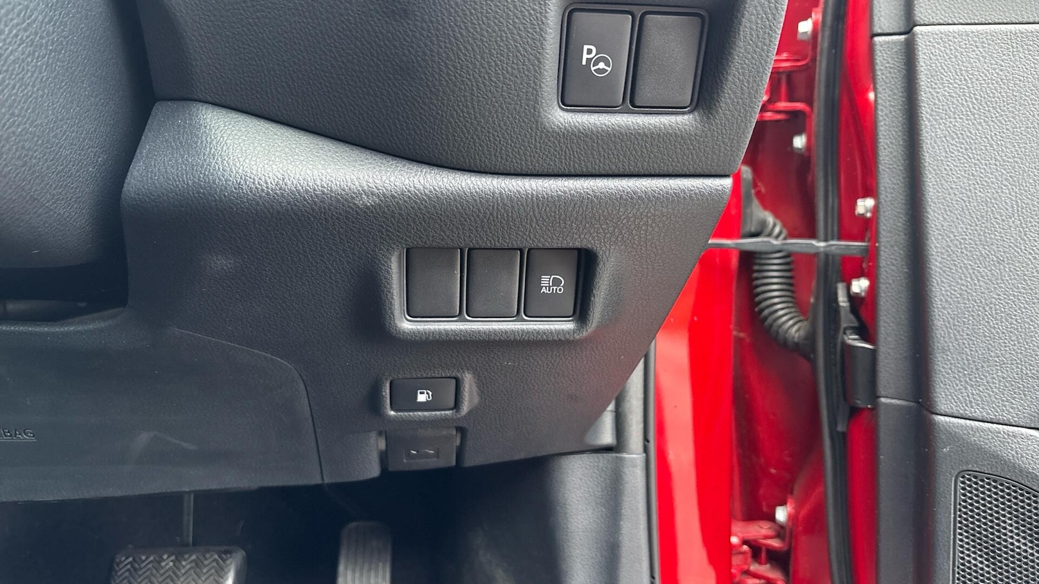 Used Toyota C-HR 2023 for sale - 77387003: Photo 36