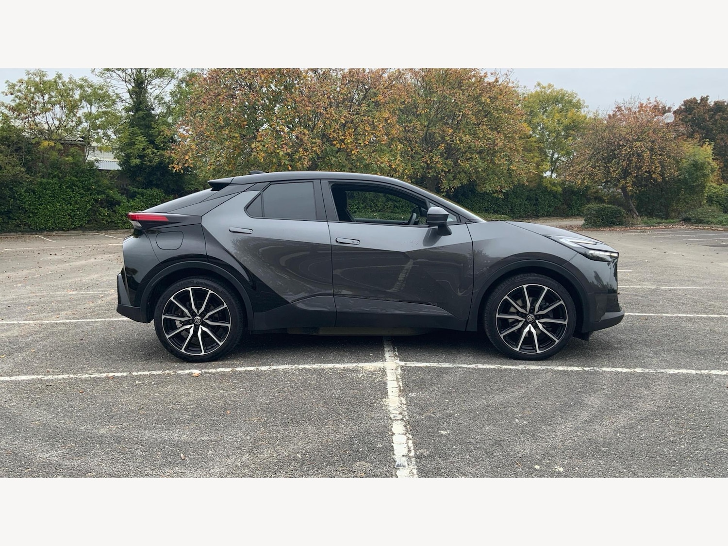 Used Toyota C-HR 2024 for sale - 76326945: Photo 18