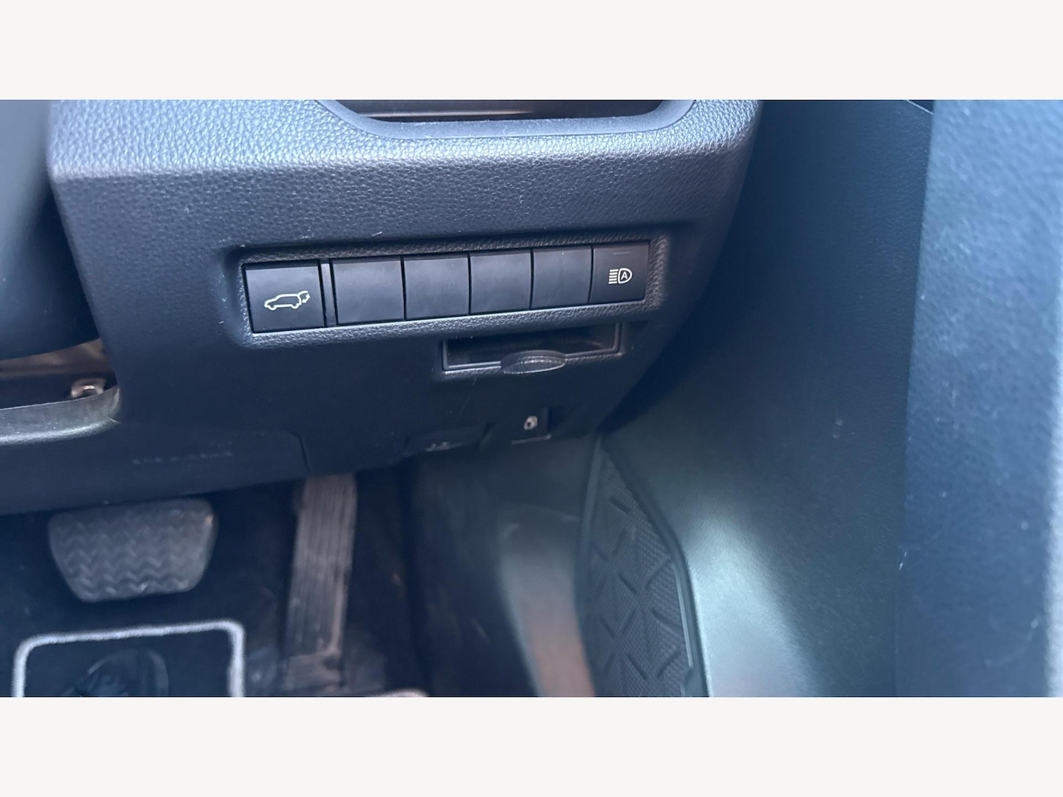 Used Toyota RAV4 2022 for sale - 77143726: Photo 28