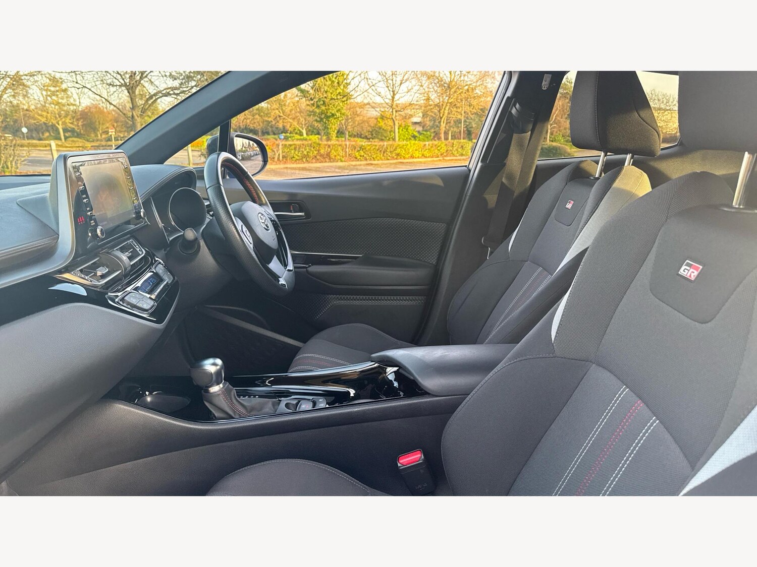 Used Toyota C-HR for sale - 76994678: Photo 12