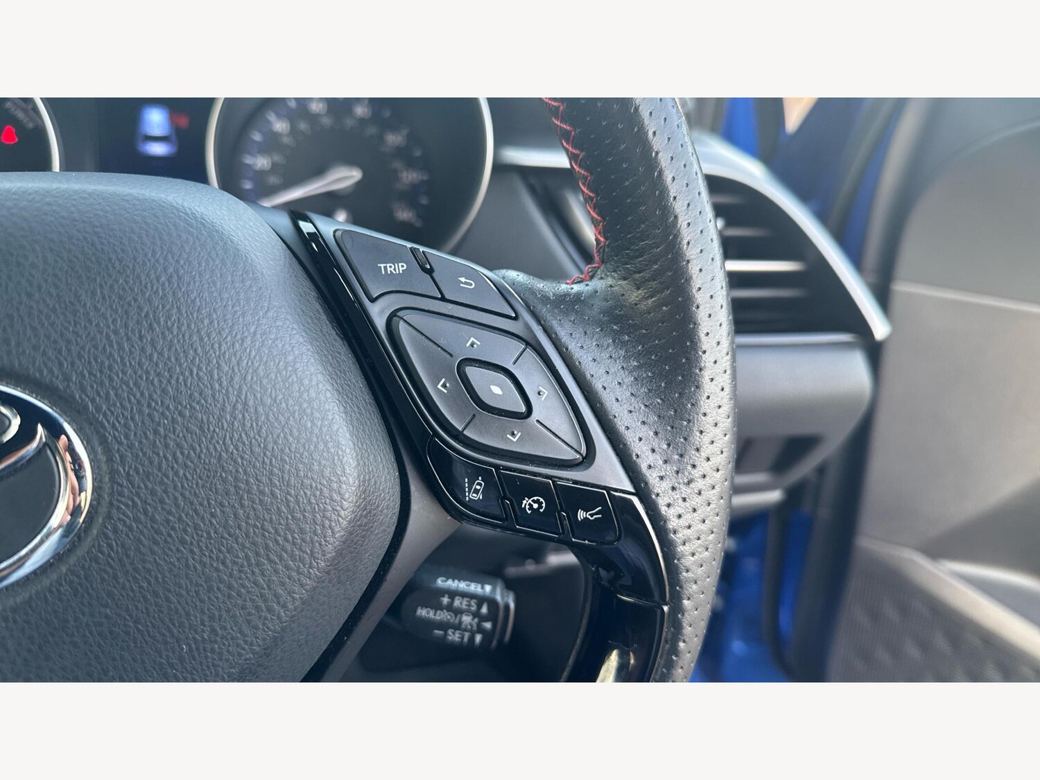 Used Toyota C-HR for sale - 76994678: Photo 26