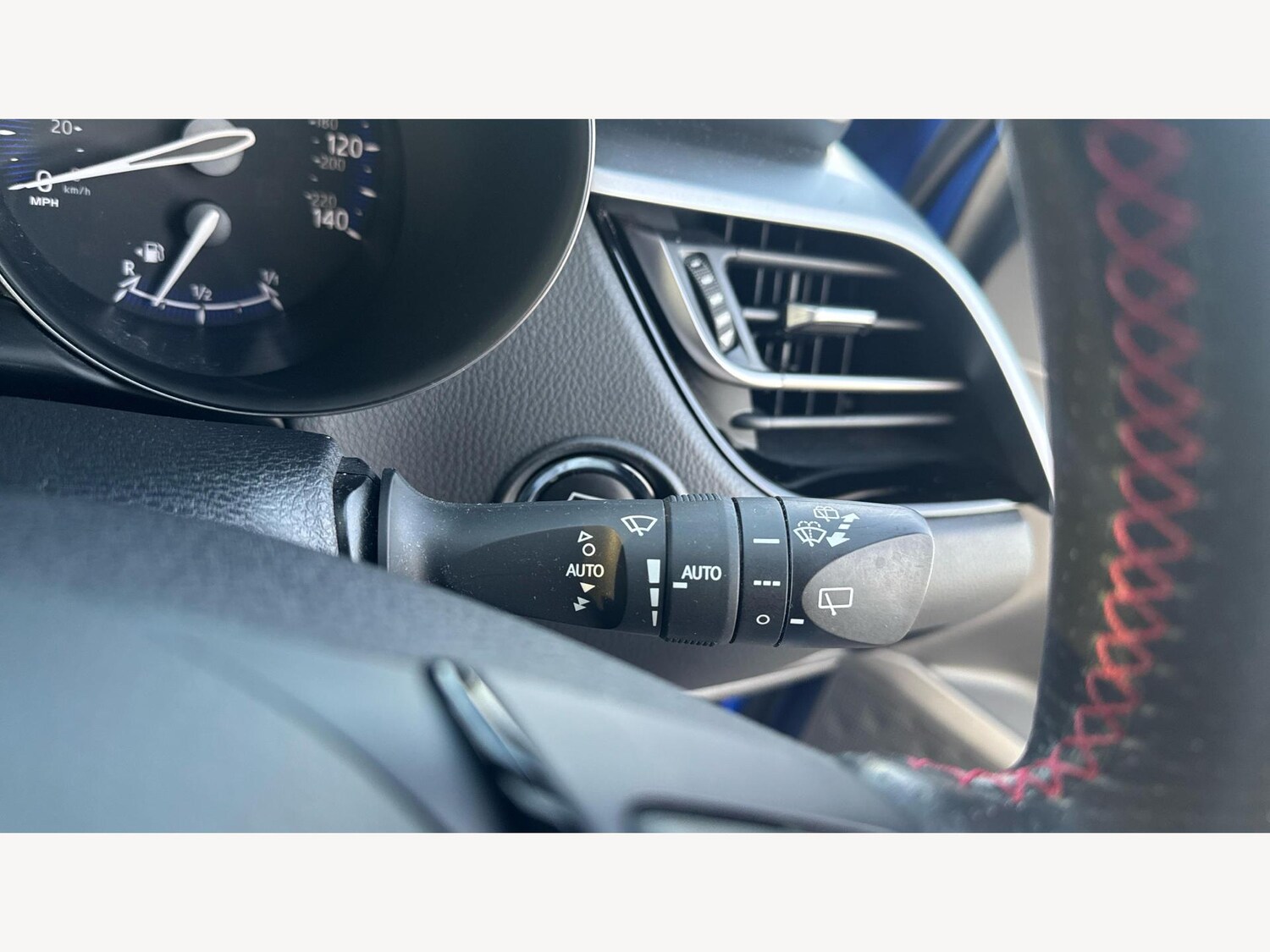 Used Toyota C-HR for sale - 76994678: Photo 28