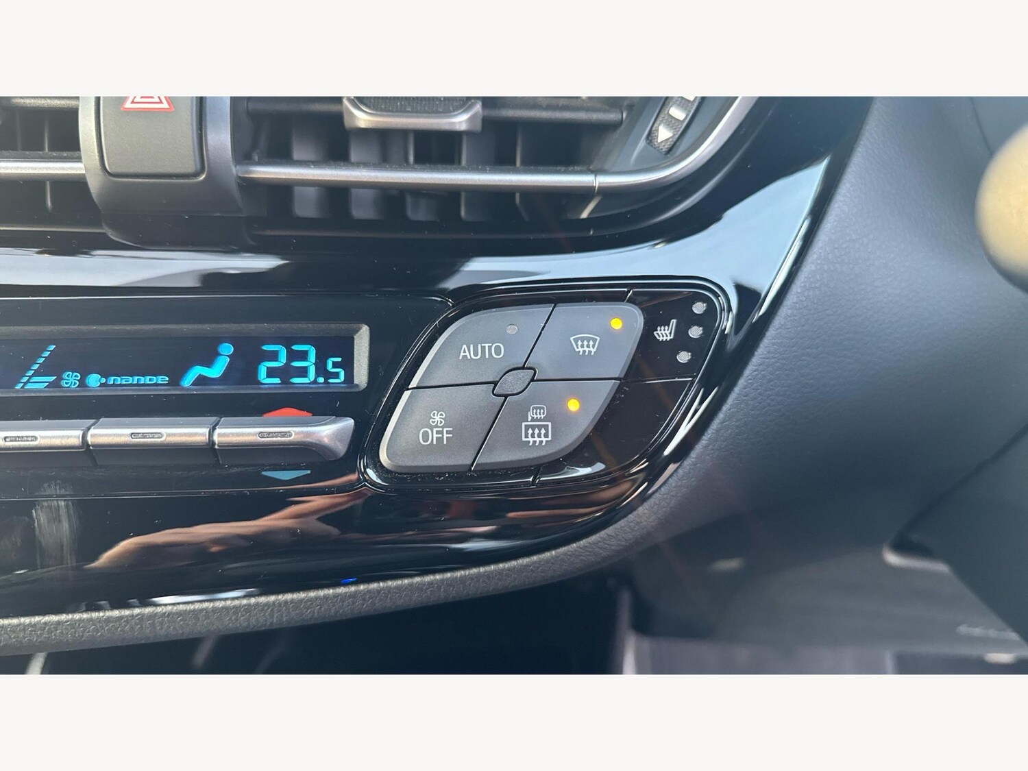 Used Toyota C-HR for sale - 76994678: Photo 31