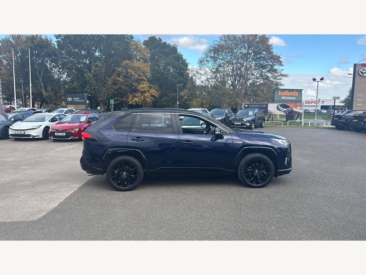 Used Toyota RAV4 2021 for sale - 76317963: Photo 18