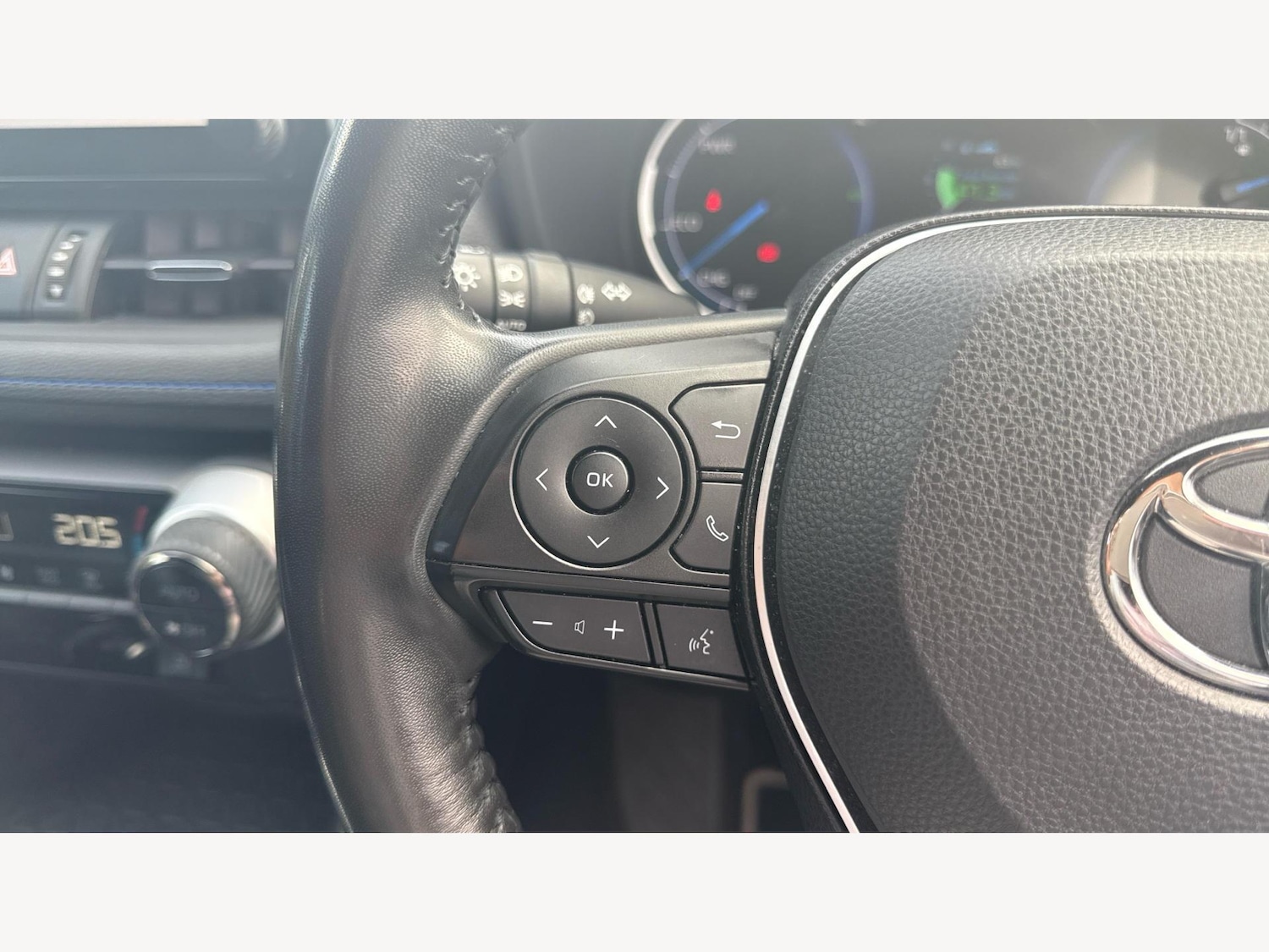 Used Toyota RAV4 2021 for sale - 76317963: Photo 27