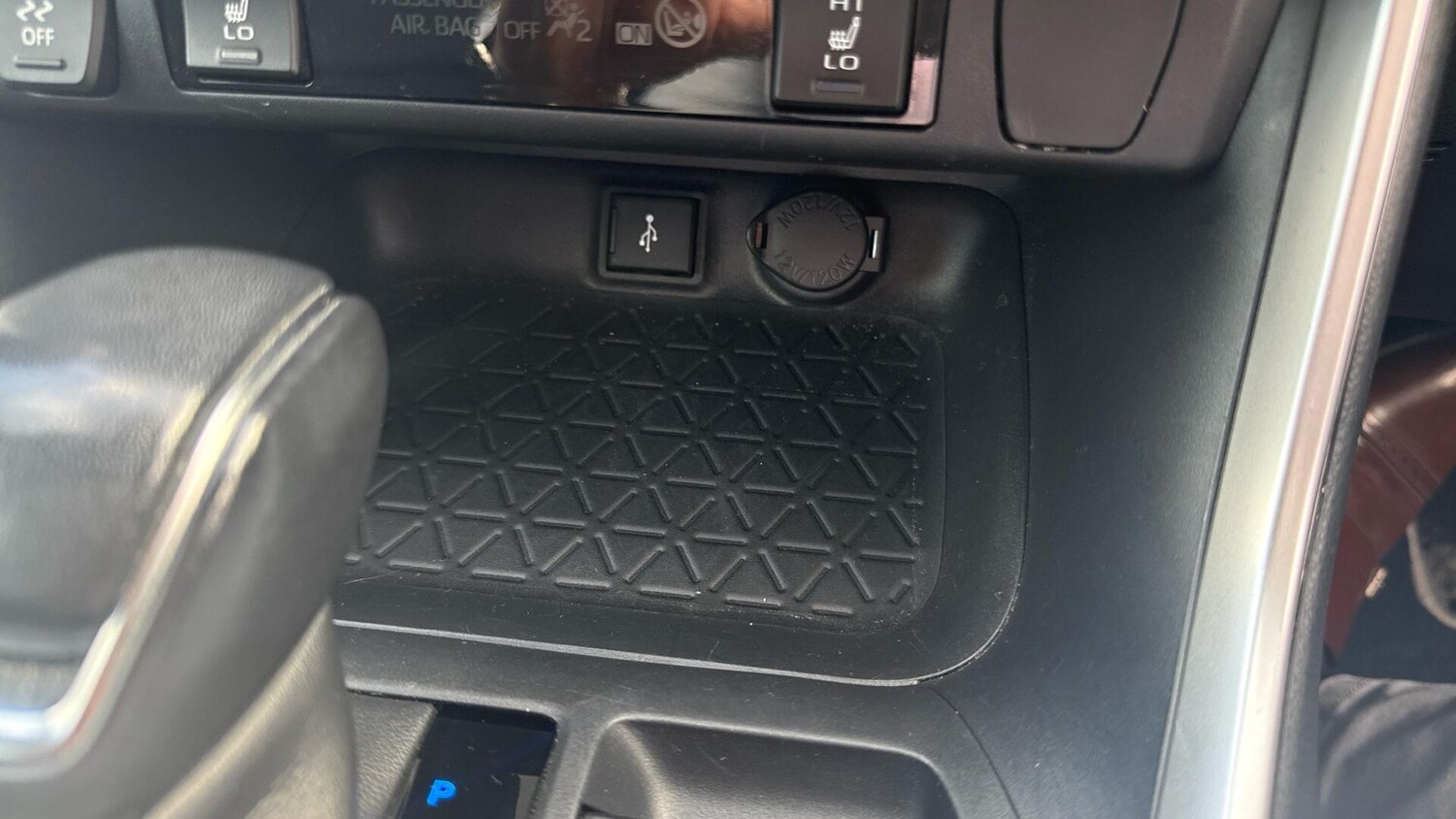 Used Toyota RAV4 2021 for sale - 76317963: Photo 38