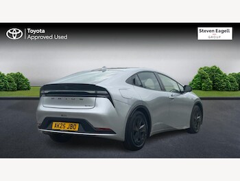 Used Toyota Prius 2025 for sale - 77304869: Photo