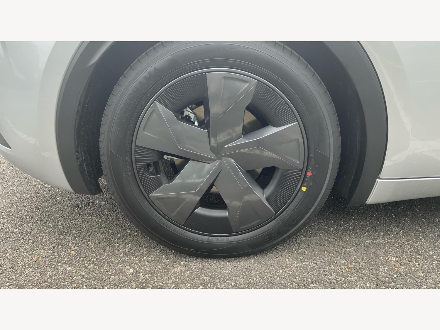 Used Toyota Prius 2025 for sale - 77304869: Photo 30