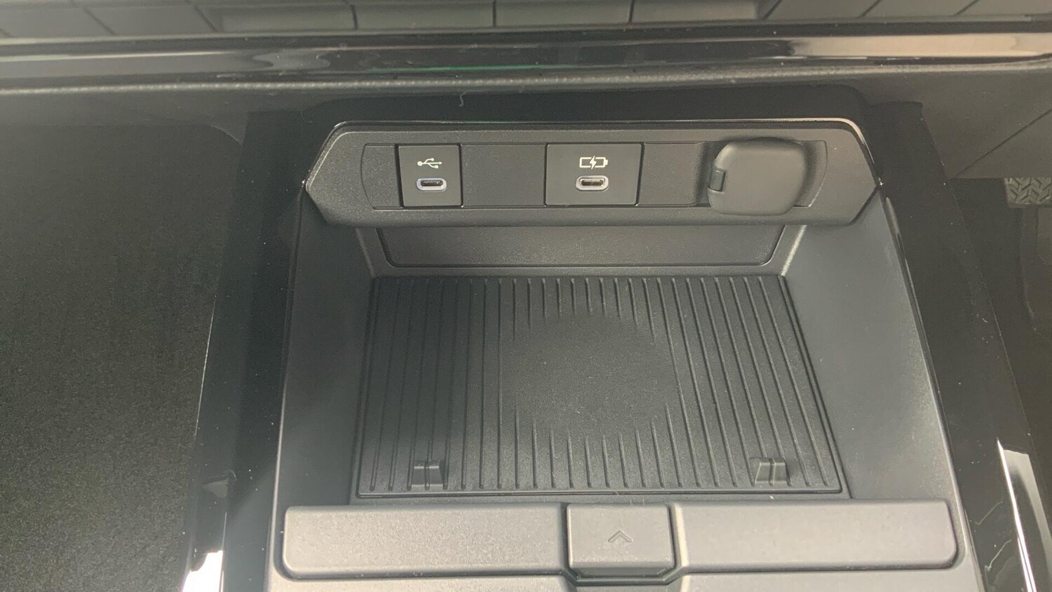 Used Toyota Prius 2025 for sale - 77304869: Photo 35