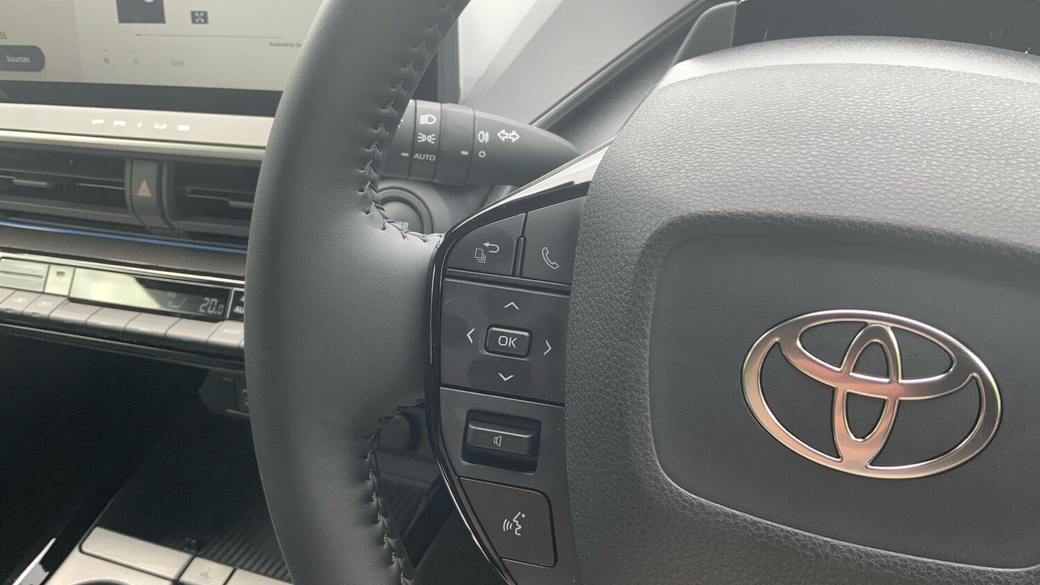 Used Toyota Prius 2025 for sale - 77304869: Photo 37