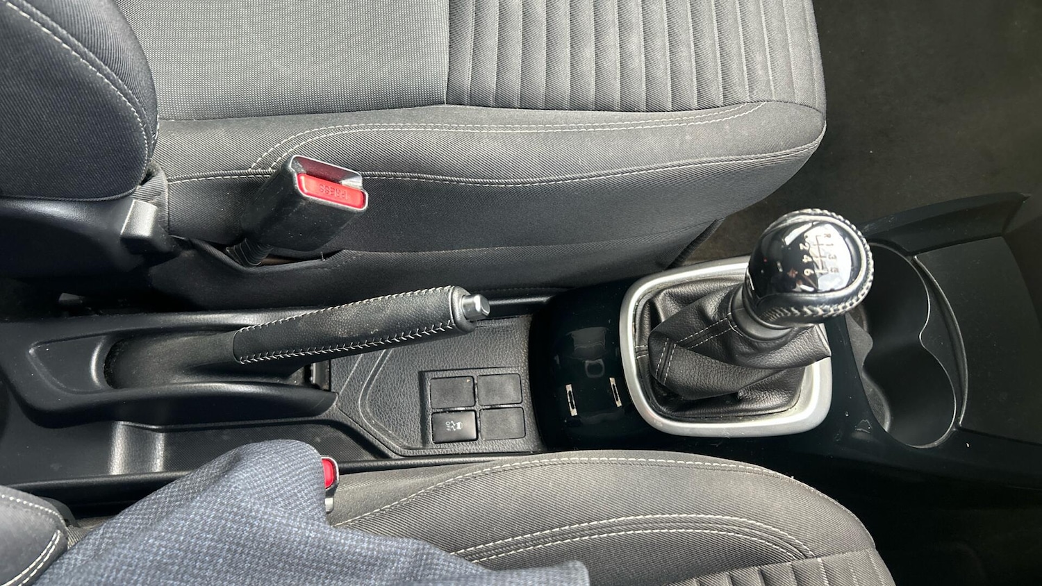 Used Toyota Yaris 2016 for sale - 78007613: Photo 33