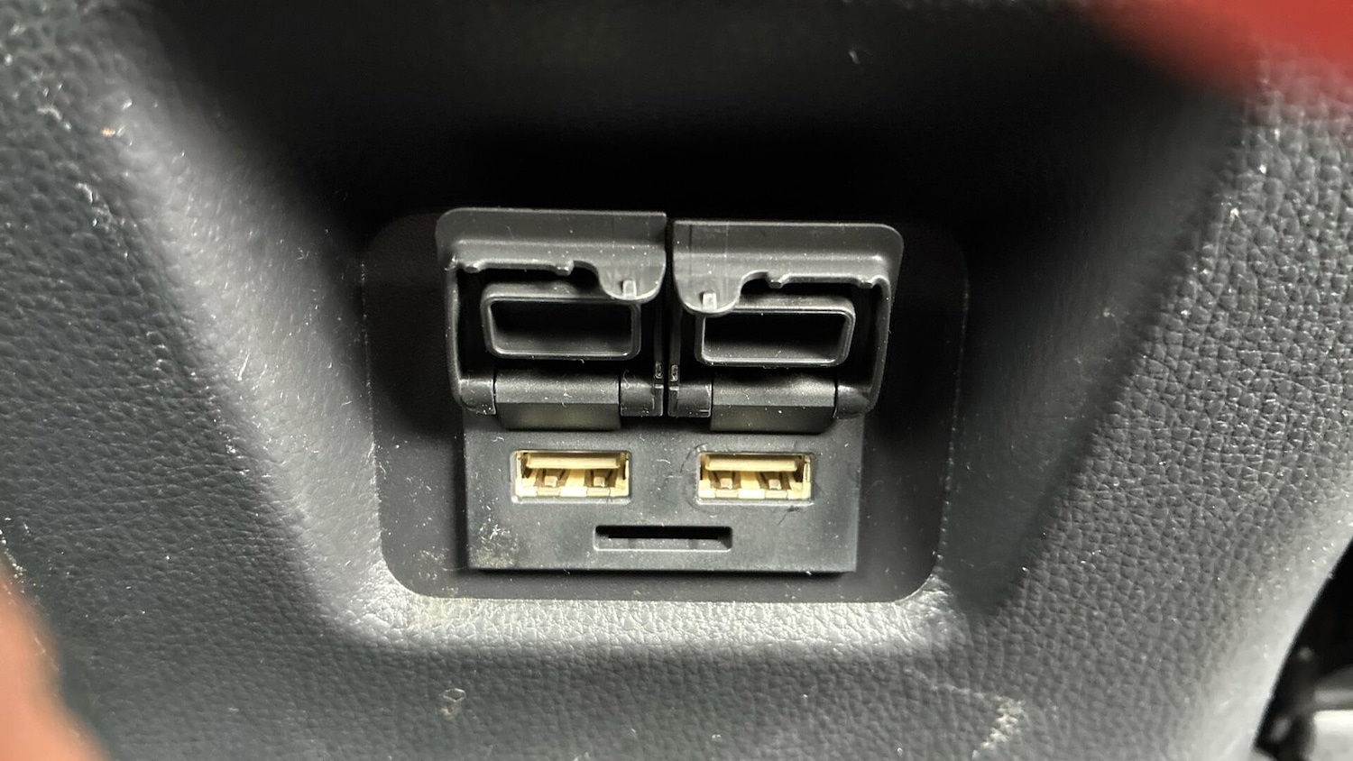 Used Toyota RAV4 2021 for sale - 76424388: Photo 41