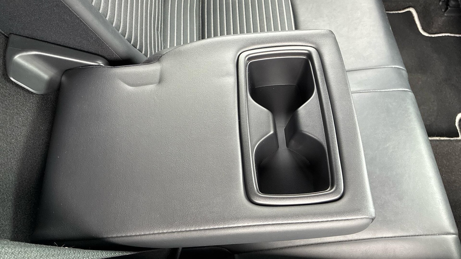 Used Toyota RAV4 2021 for sale - 76424388: Photo 42