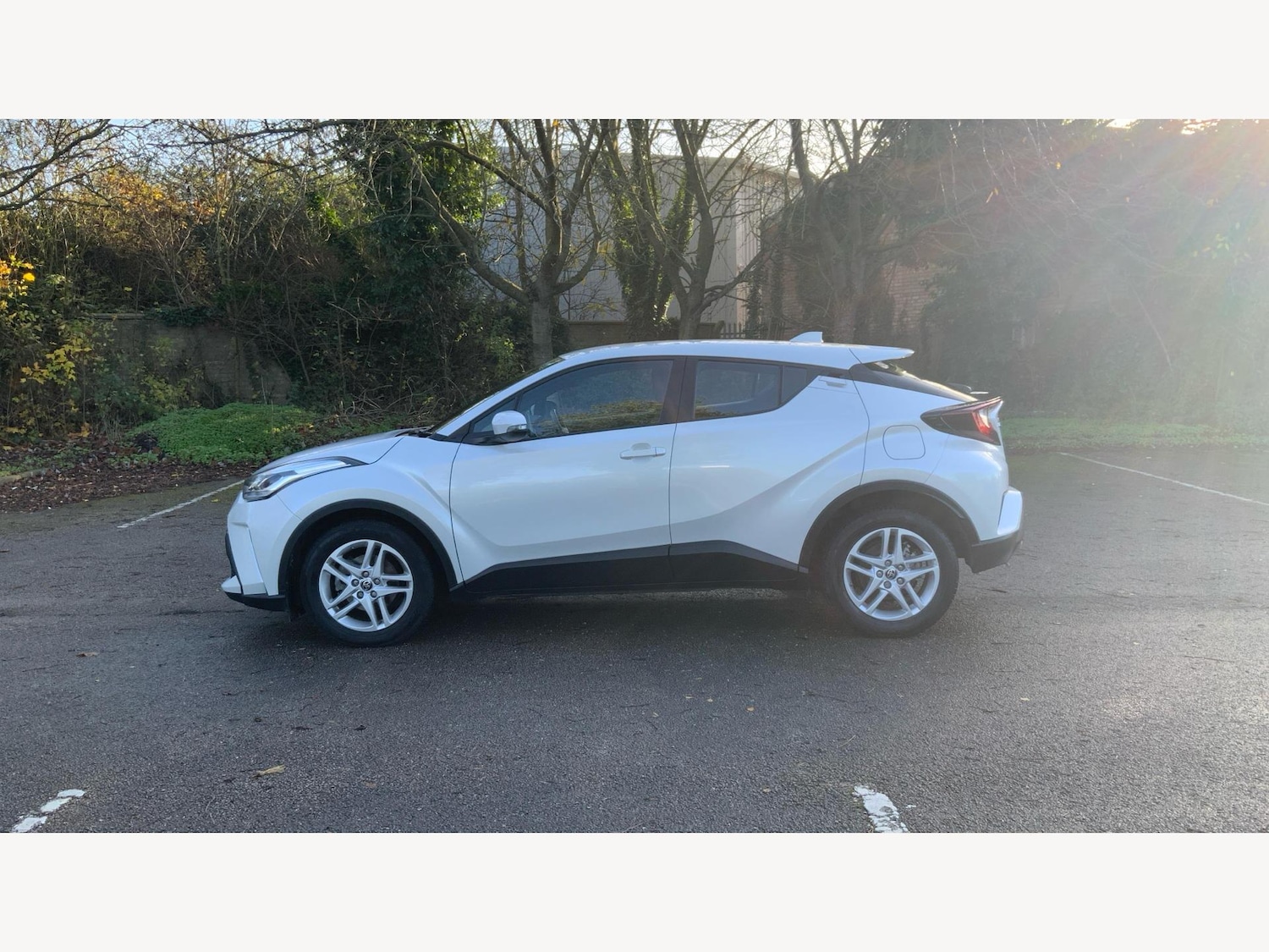 Used Toyota C-HR 2022 for sale - 77103528: Photo 19