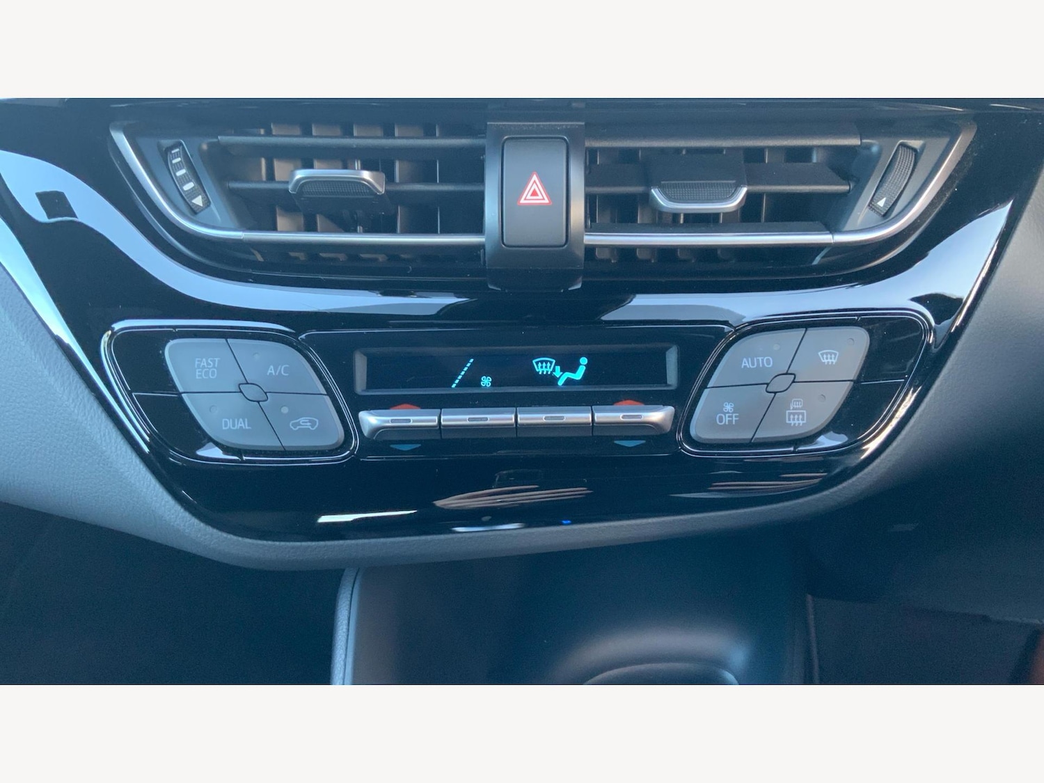 Used Toyota C-HR 2022 for sale - 77103528: Photo 31