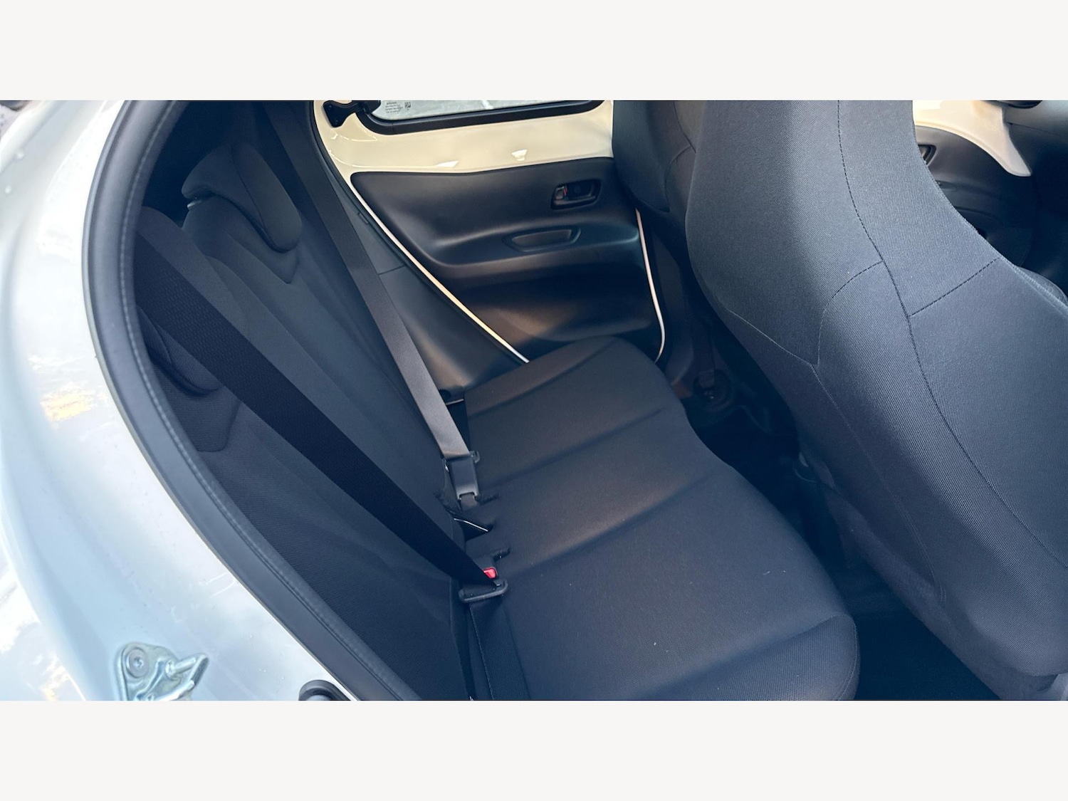 Used Toyota Aygo X 2025 for sale - 76832408: Photo 15