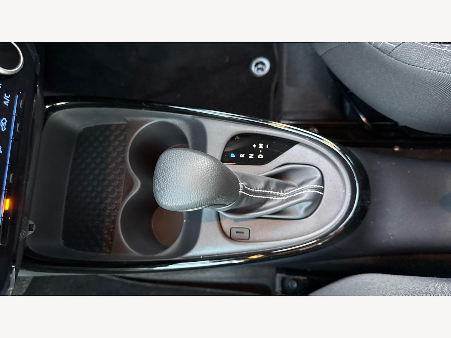 Used Toyota Aygo X 2025 for sale - 76832408: Photo 27