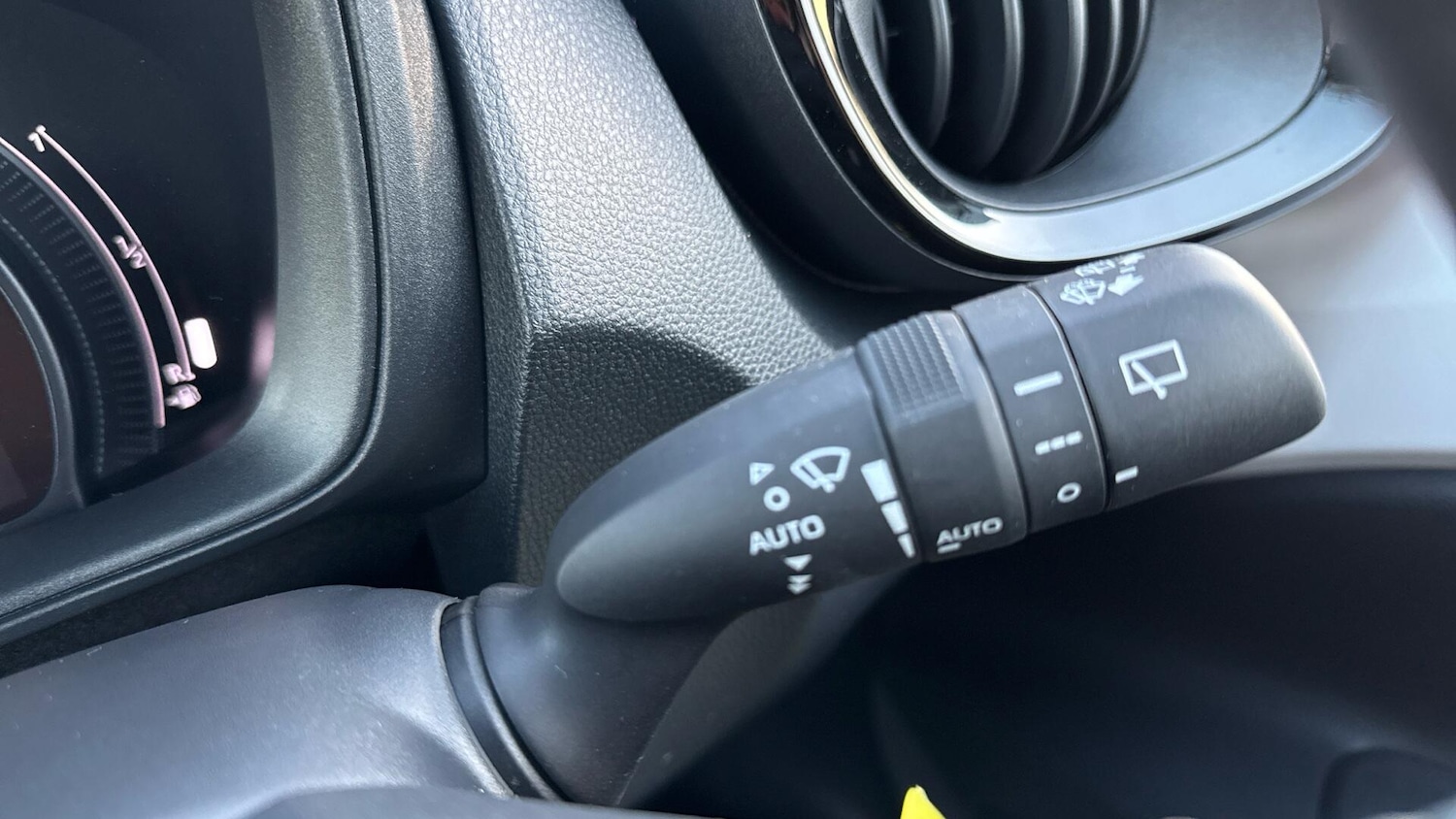 Used Toyota Aygo X 2025 for sale - 76832408: Photo 36