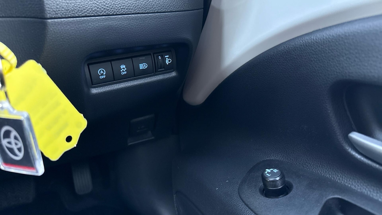 Used Toyota Aygo X 2025 for sale - 76832408: Photo 37