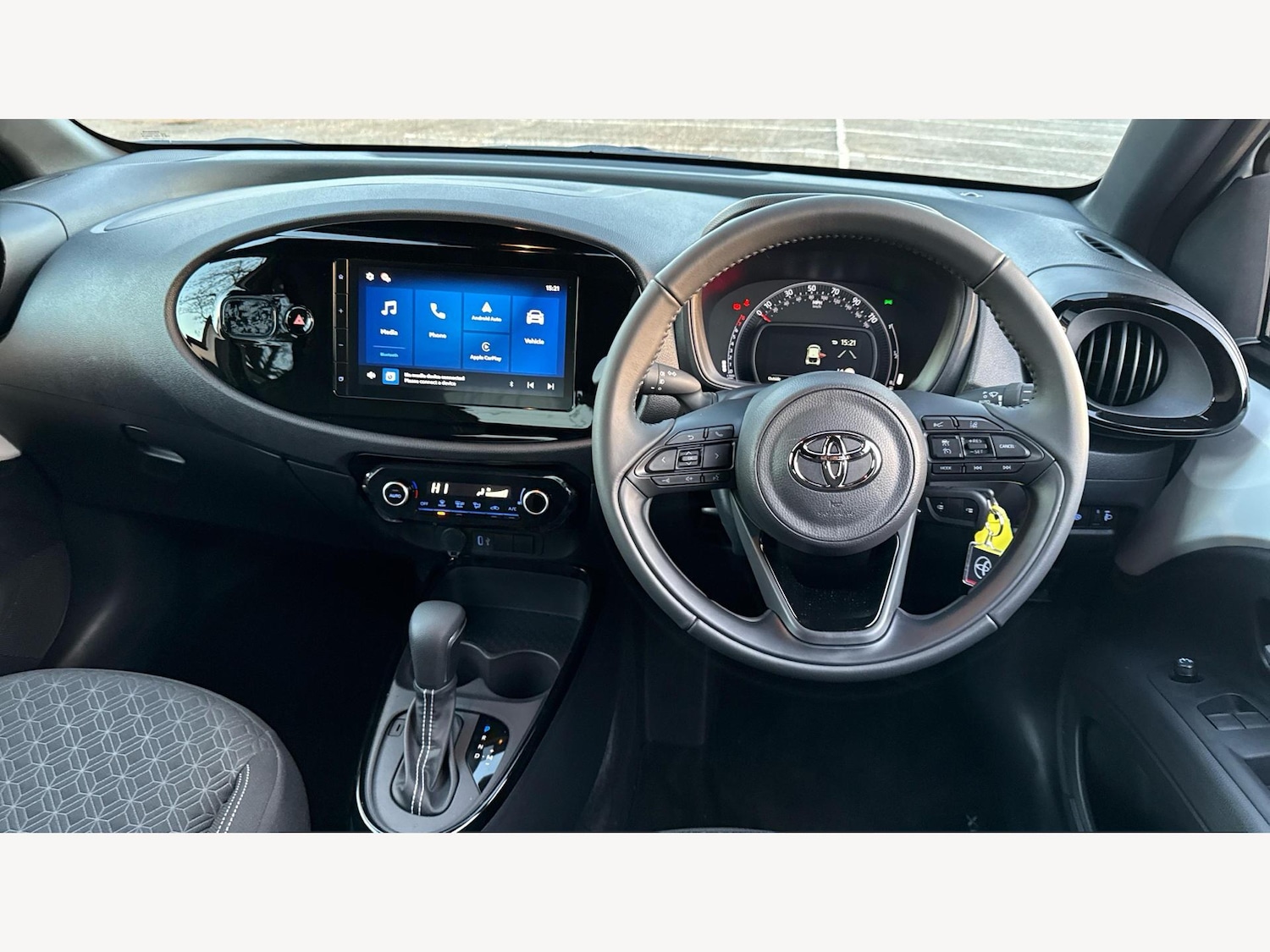 Used Toyota Aygo X 2025 for sale - 76832408: Photo 7