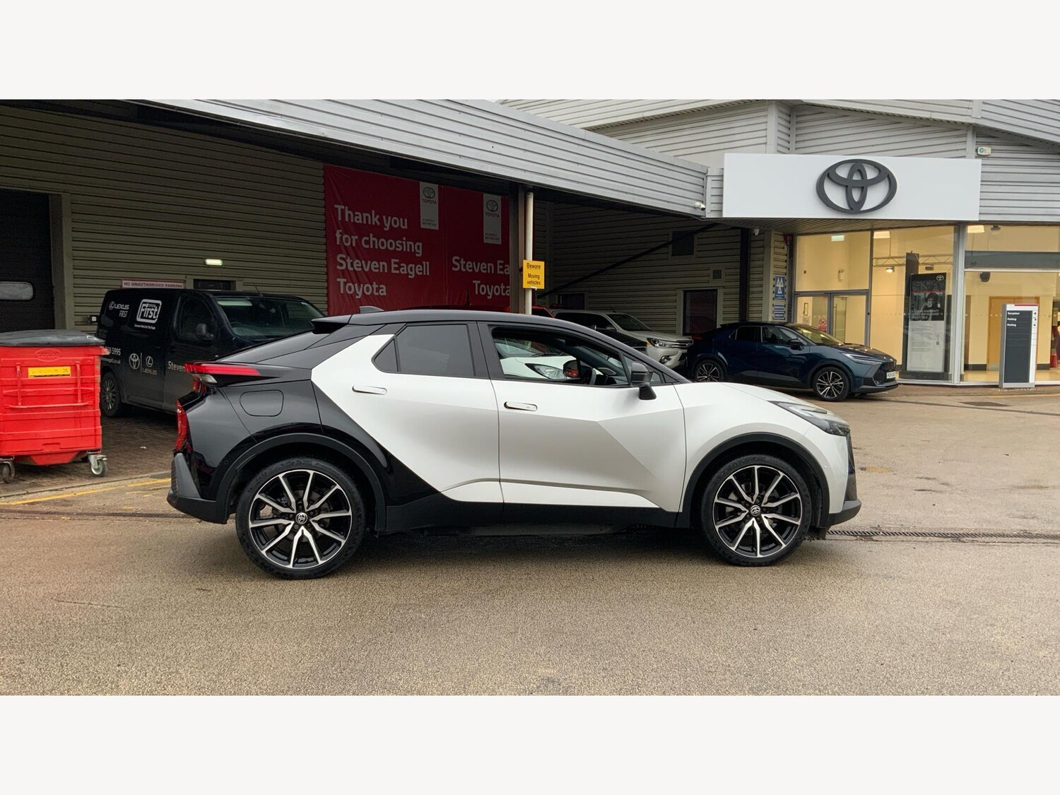 Used Toyota C-HR 2025 for sale - 77254712: Photo 18