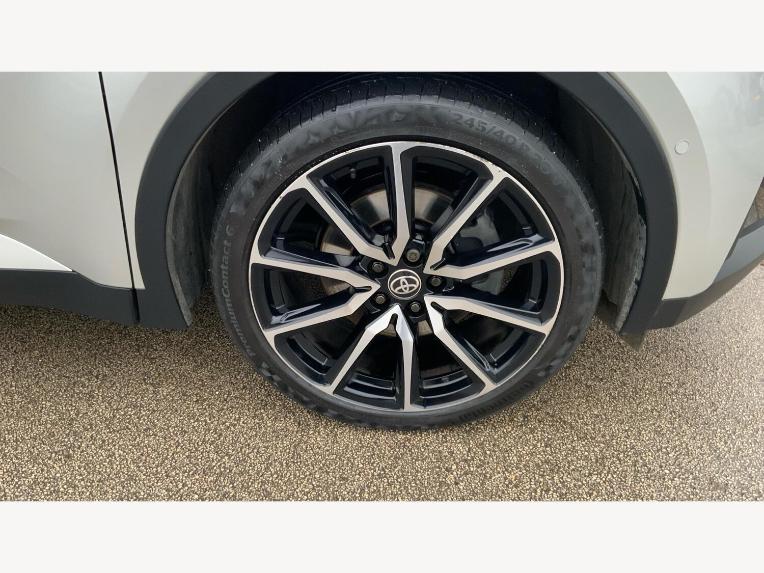 Used Toyota C-HR 2025 for sale - 77254712: Photo 24