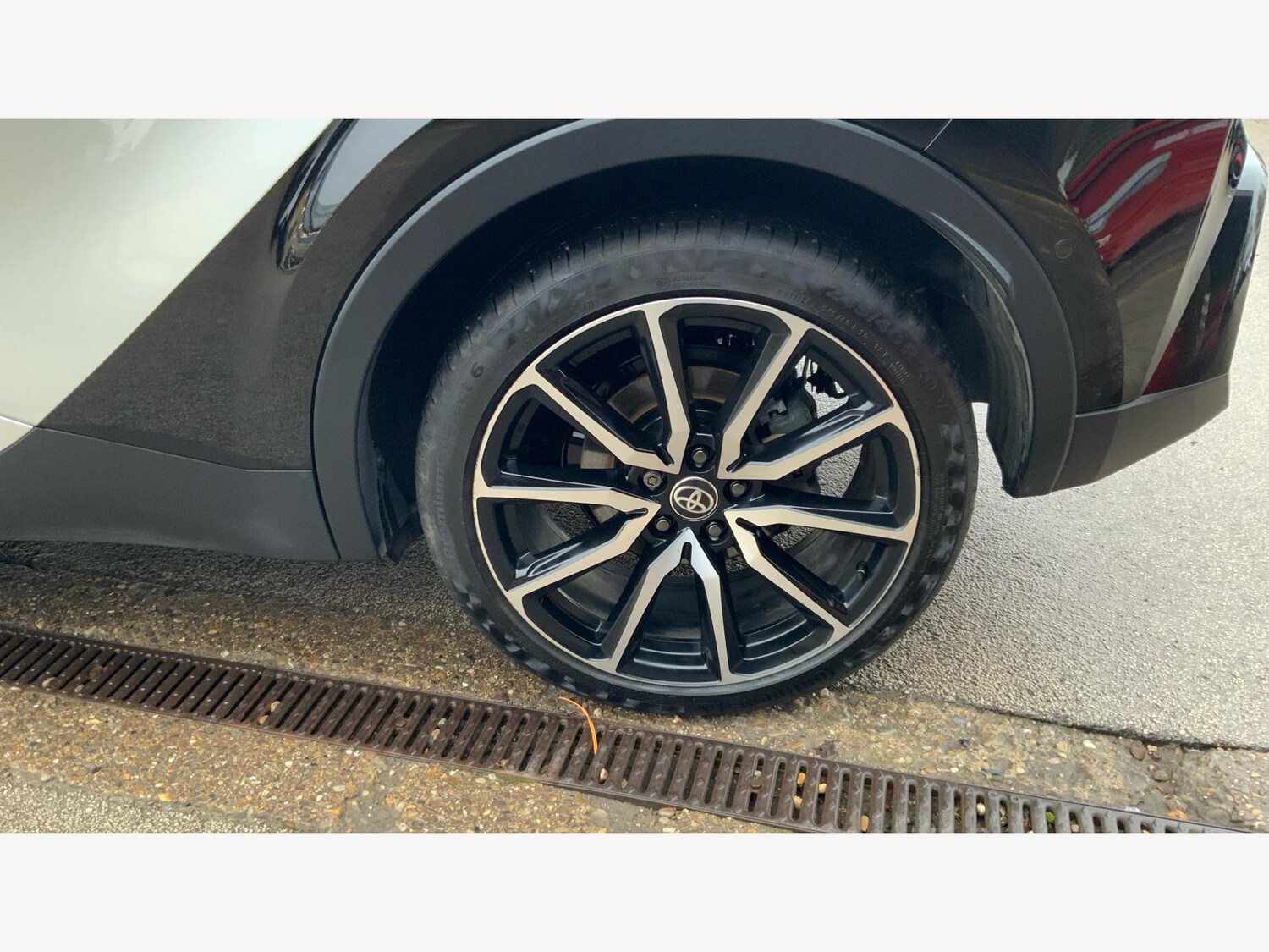 Used Toyota C-HR 2025 for sale - 77254712: Photo 29