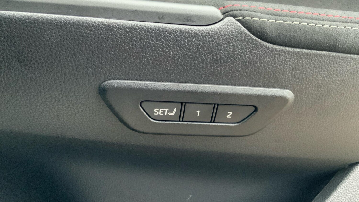 Used Toyota C-HR 2025 for sale - 77254712: Photo 33