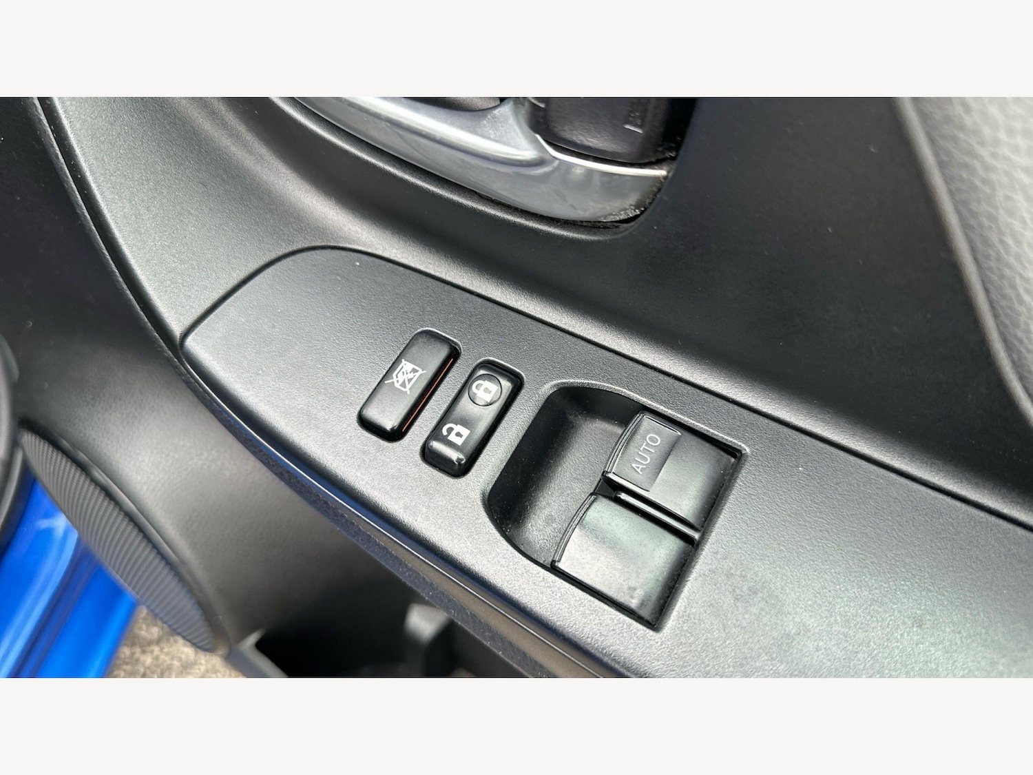 Used Toyota Yaris 2017 for sale - 77769013: Photo 25