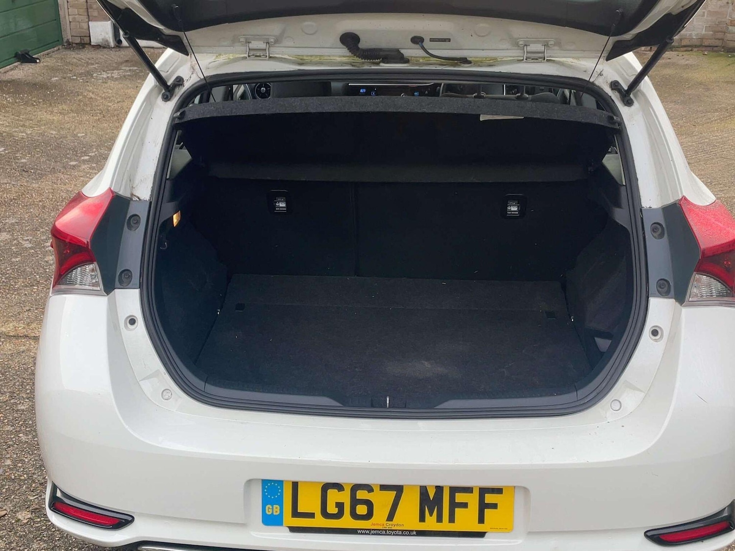 Used Toyota Auris 2017 for sale - 76607743: Photo 4