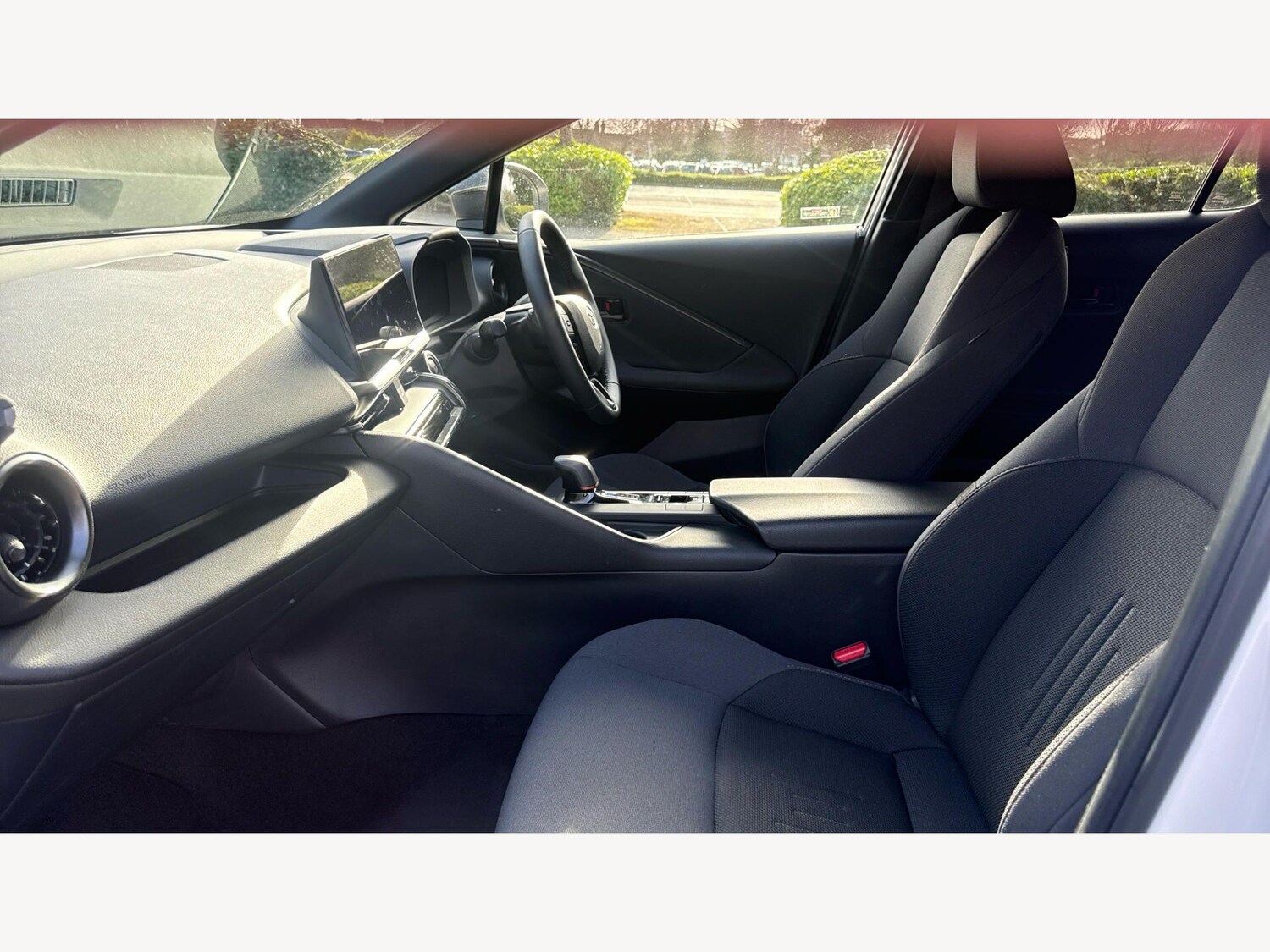 Used Toyota C-HR 2025 for sale - 77768032: Photo 12