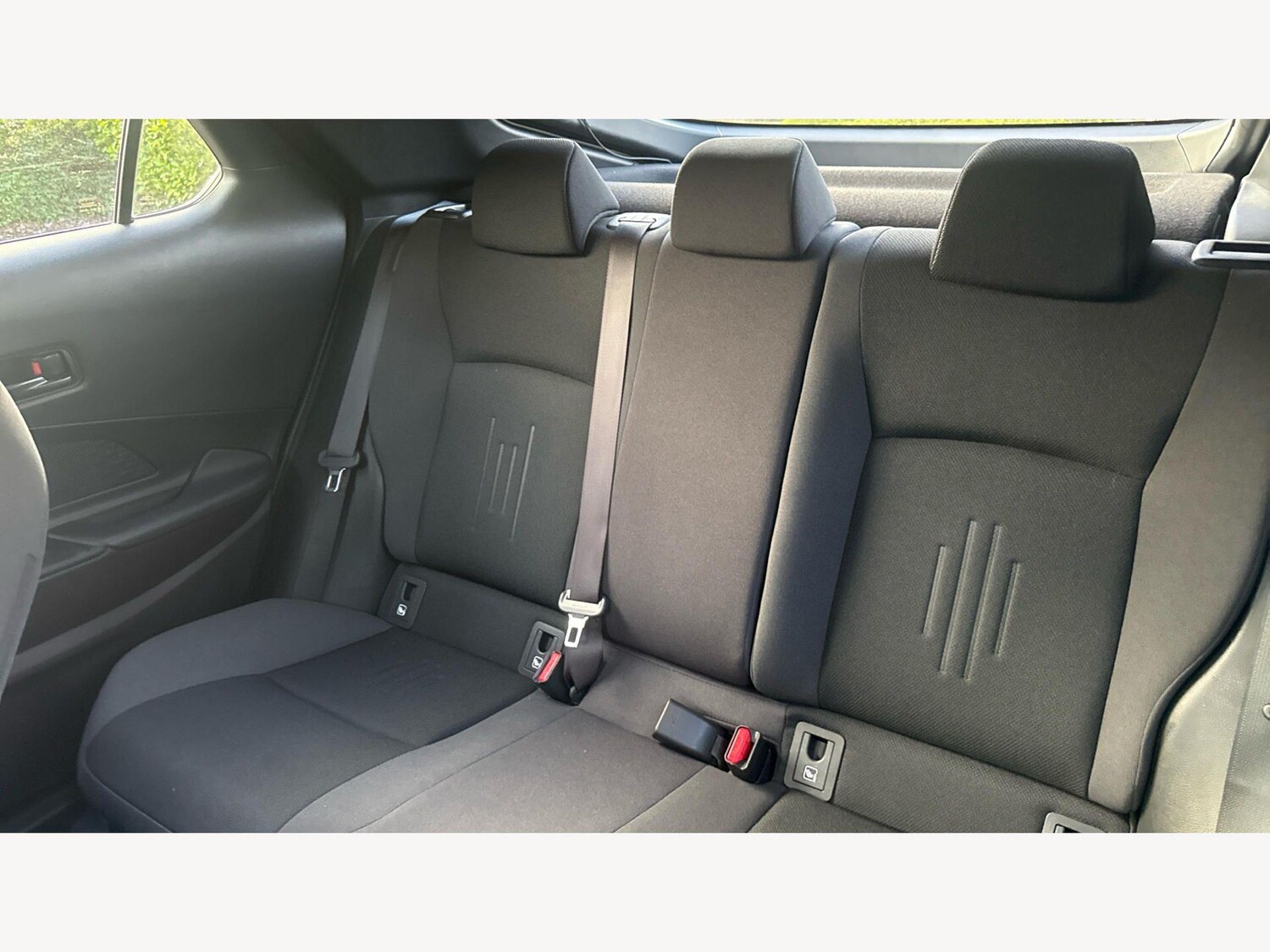 Used Toyota C-HR 2025 for sale - 77768032: Photo 24