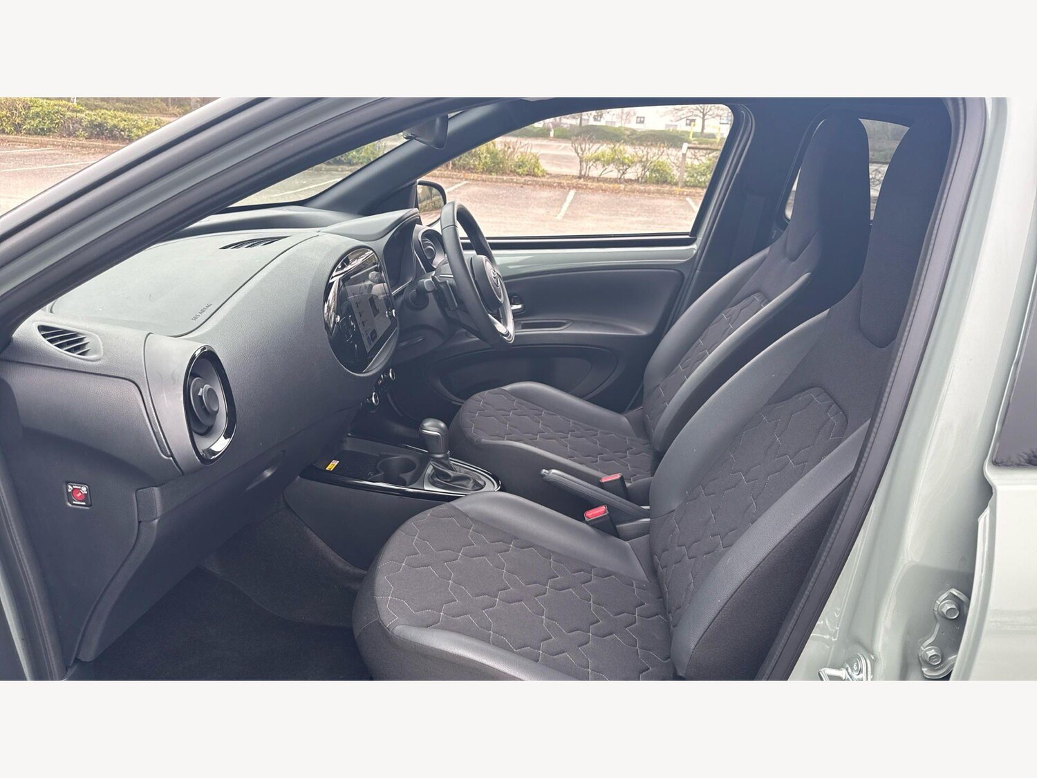 Used Toyota Aygo X 2025 for sale - 77768915: Photo 12