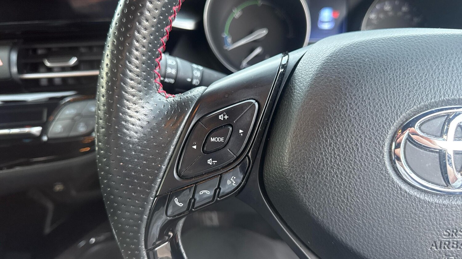 Used Toyota C-HR 2022 for sale - 77683796: Photo 39