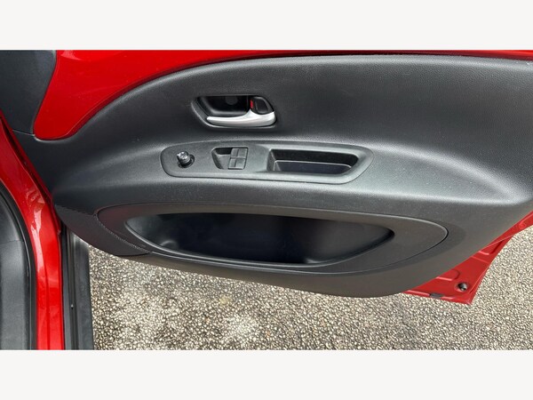 Used Toyota Aygo X 2022 for sale - 76296125: Photo 32
