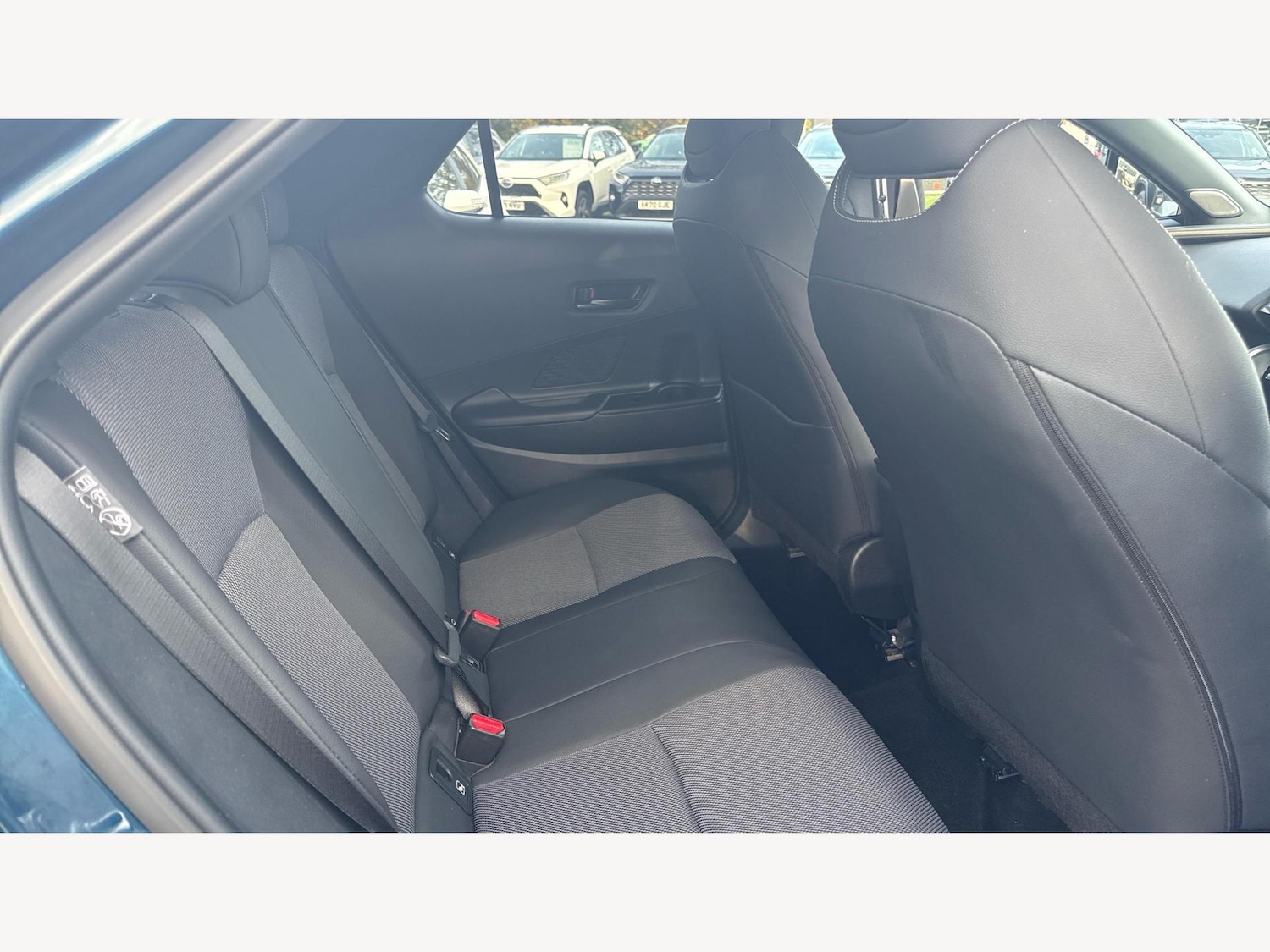 Used Toyota C-HR 2024 for sale - 76446687: Photo 14