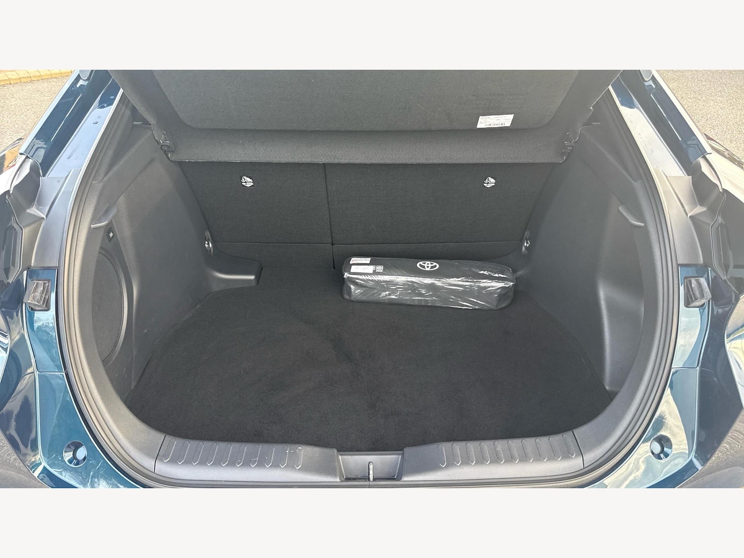 Used Toyota C-HR 2024 for sale - 76446687: Photo 16