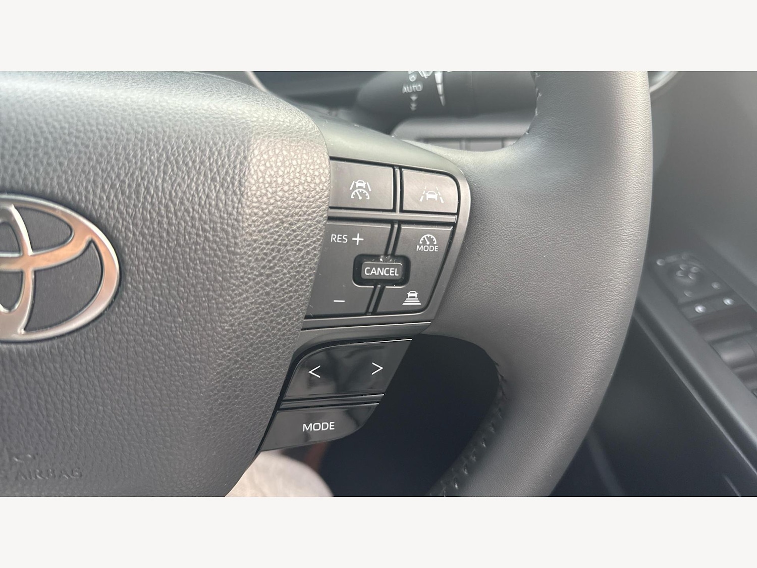 Used Toyota C-HR 2024 for sale - 76446687: Photo 28