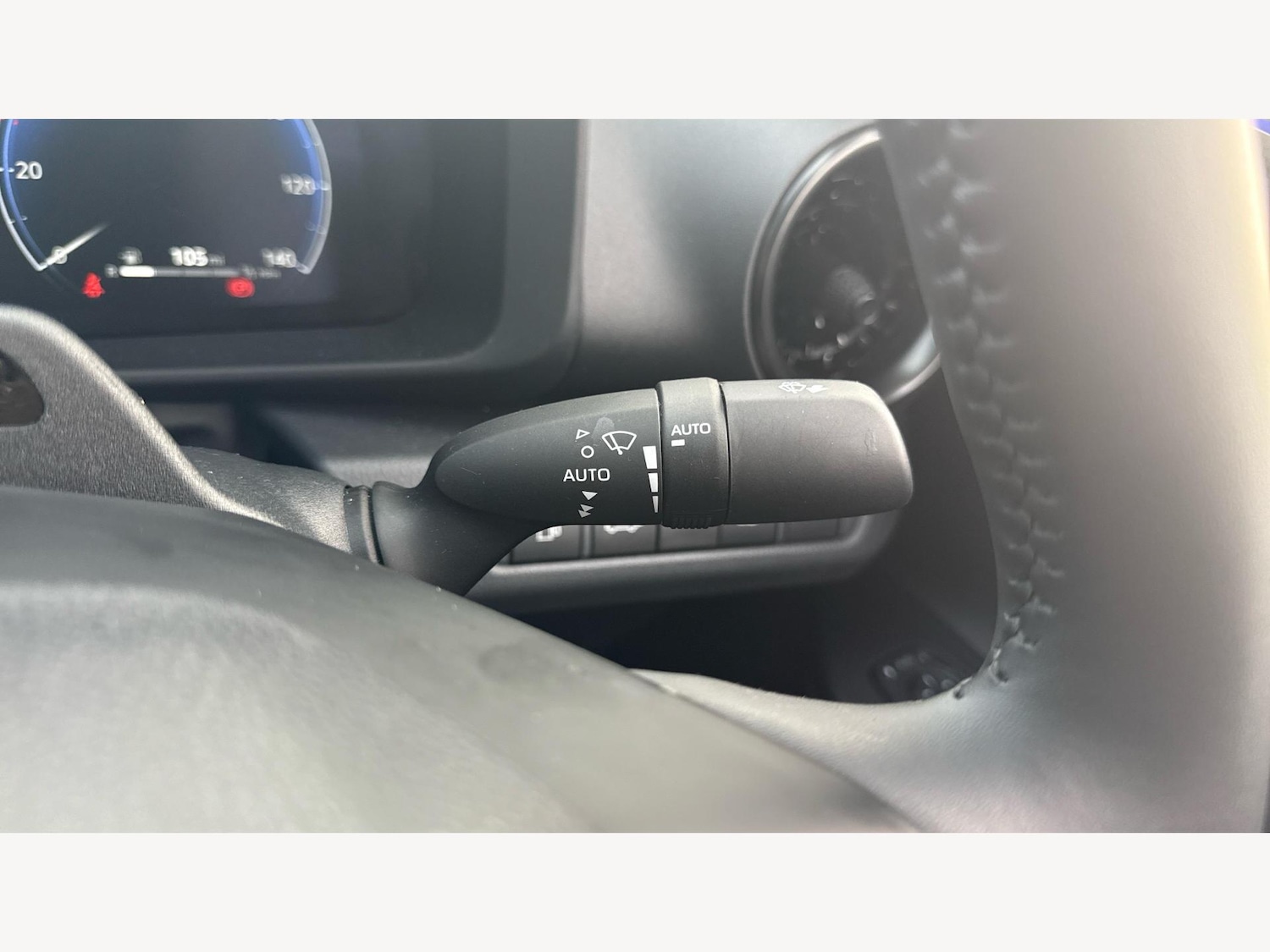 Used Toyota C-HR 2024 for sale - 76446687: Photo 29