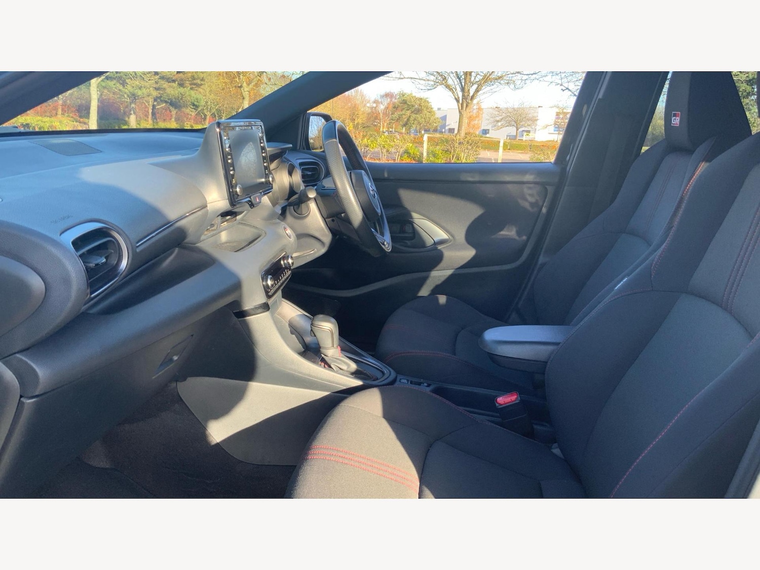 Used Toyota Yaris 2022 for sale - 76898437: Photo 12