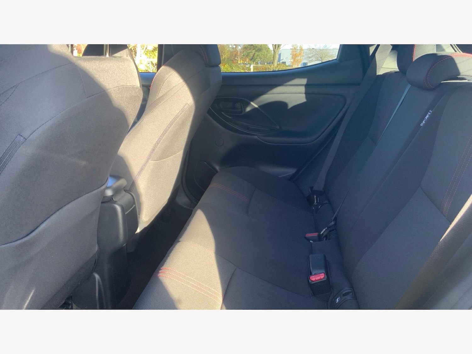 Used Toyota Yaris 2022 for sale - 76898437: Photo 15