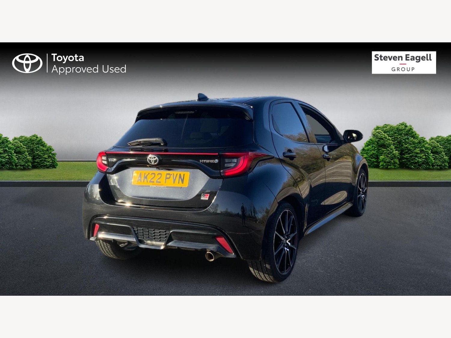 Used Toyota Yaris 2022 for sale - 76898437: Photo 2