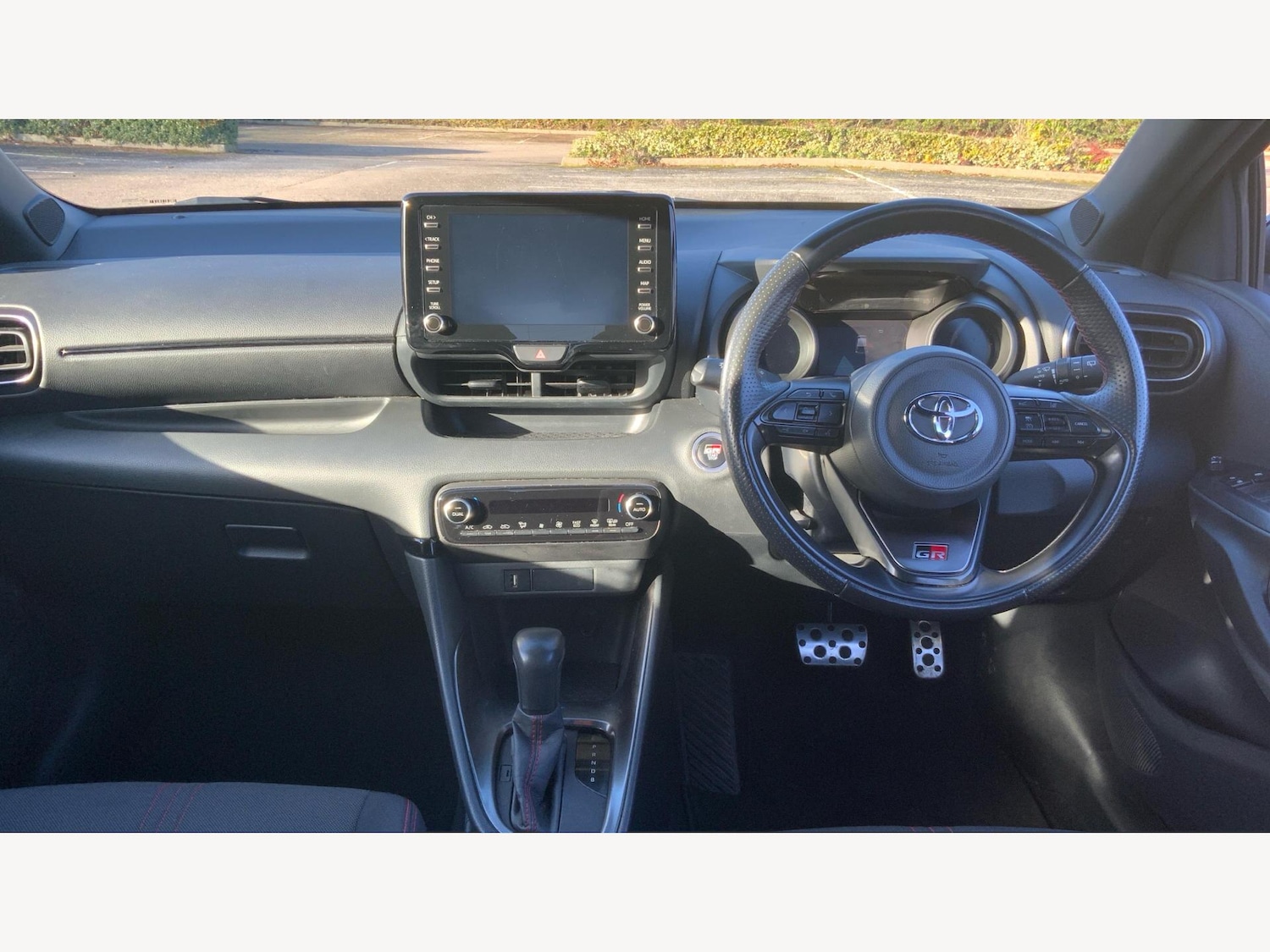 Used Toyota Yaris 2022 for sale - 76898437: Photo 7