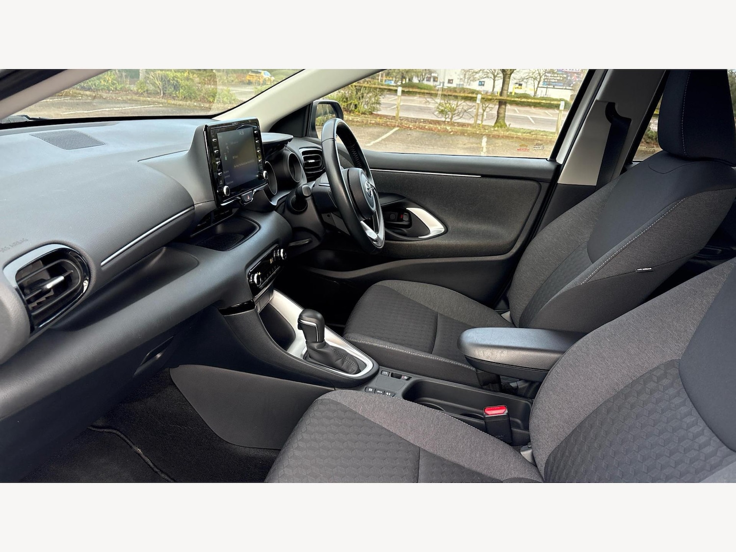 Used Toyota Yaris 2020 for sale - 77396675: Photo 12